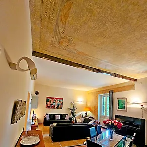 https://meospiti-cesare-exclusive.it-romehotels.com